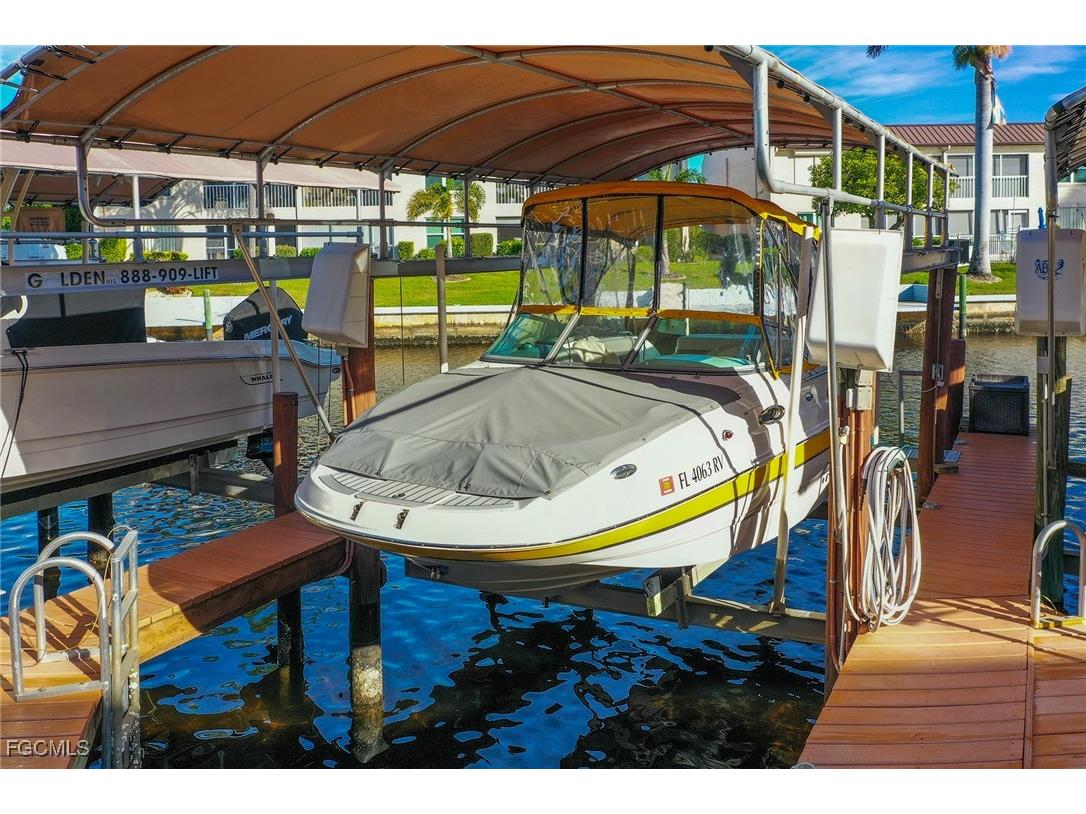 1317 SE 46th Lane #104 Cape Coral FL 33904 2025024979 image37