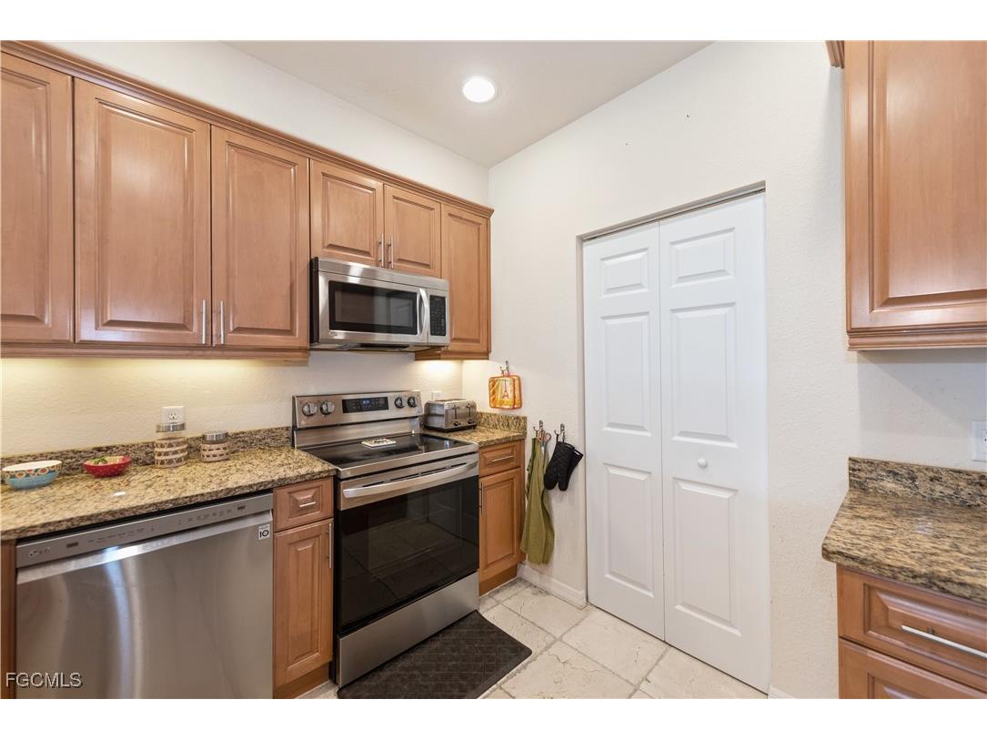 13170 Bella Casa Circle #182 Fort Myers FL 33966 2025012947 image6