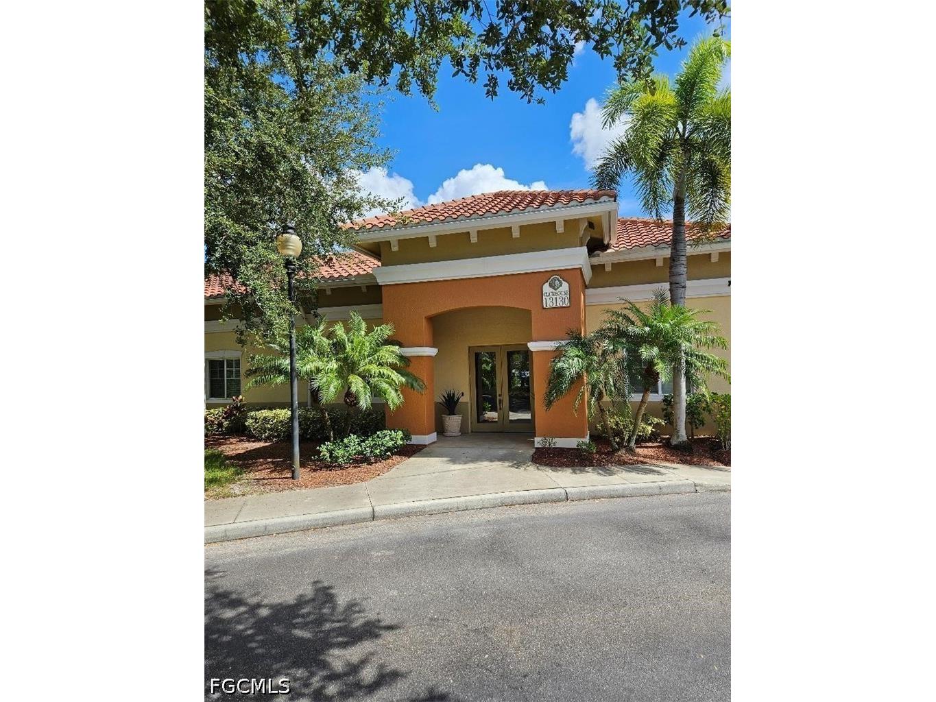 13170 Bella Casa Circle #293 Fort Myers FL 33966 2026024510 image2