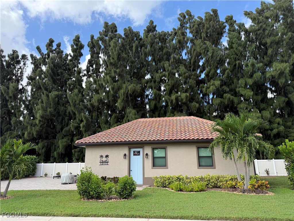 13172 Golden Palms Circle Fort Myers FL 33913 2025013360 image1