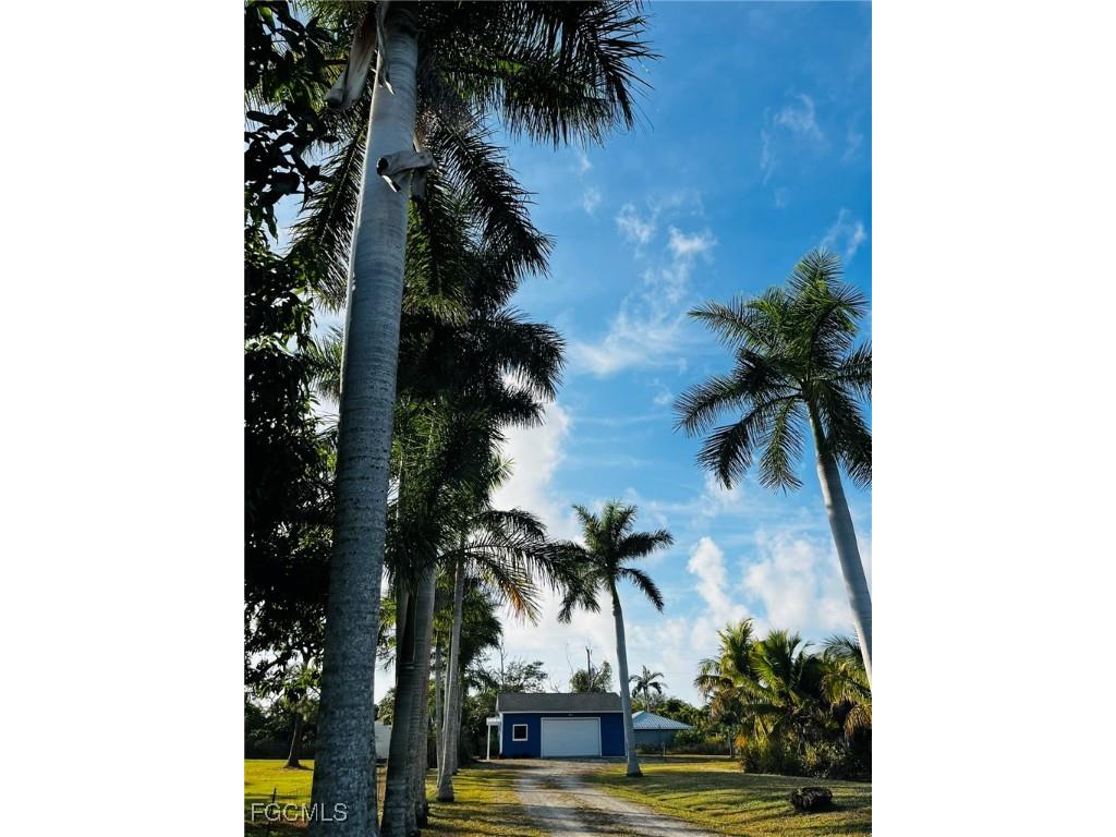 13173 Bottlebrush Road Bokeelia FL 33922 2025022762 image7