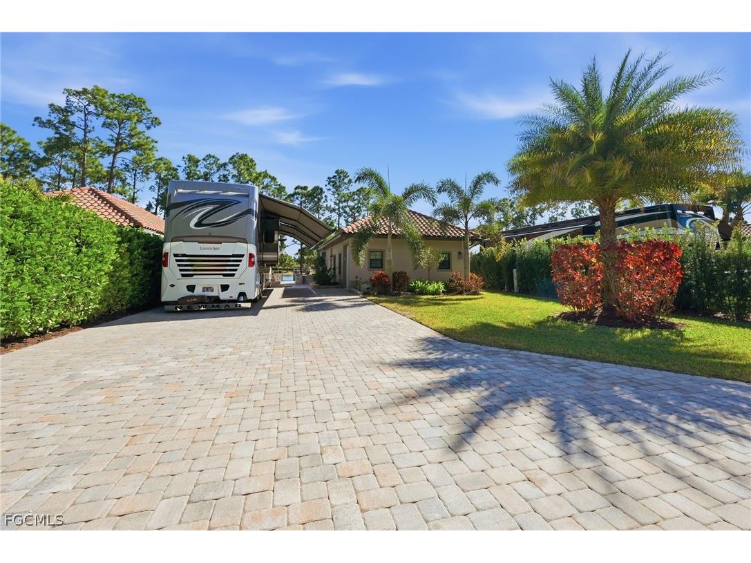 13173 Golden Palms Circle Fort Myers FL 33913 2026006003 image1