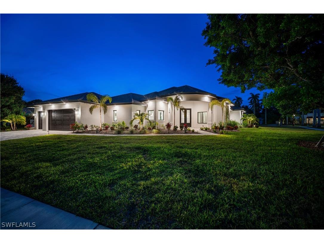 1318 Bougainvillea Street Fort Myers FL 33901 224029845 image1