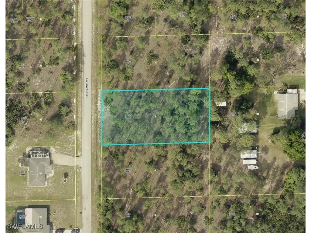 1318 Cleveland Avenue Lehigh Acres FL 33972 225015375 image1
