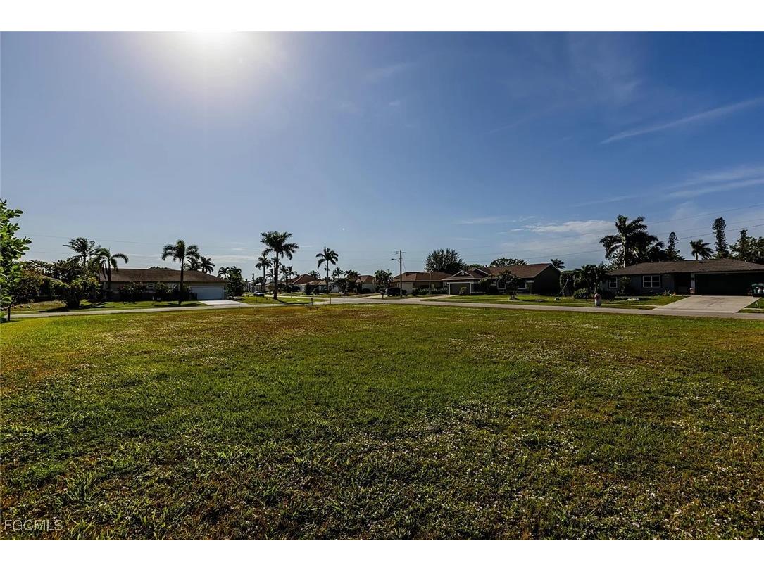 1318 Freeport Avenue Marco Island FL 34145 2026001494 image5