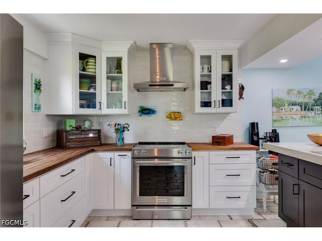 1318 Junonia Street Sanibel FL 33957 2026025188 image14
