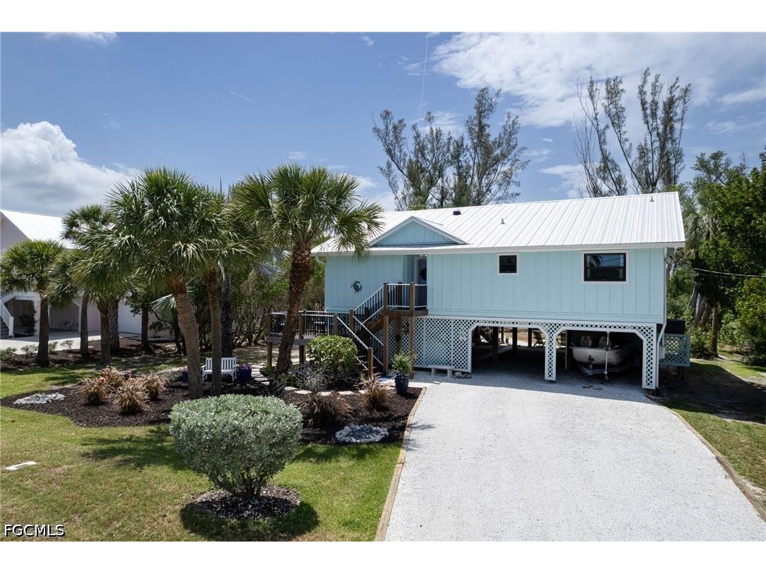 1318 Junonia Street Sanibel FL 33957 2026025188 image2