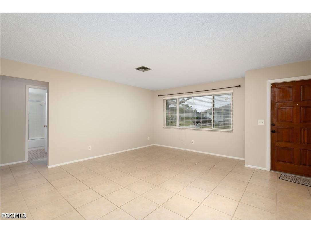 1318 SE 14th Street Cape Coral FL 33990 2026014314 image12