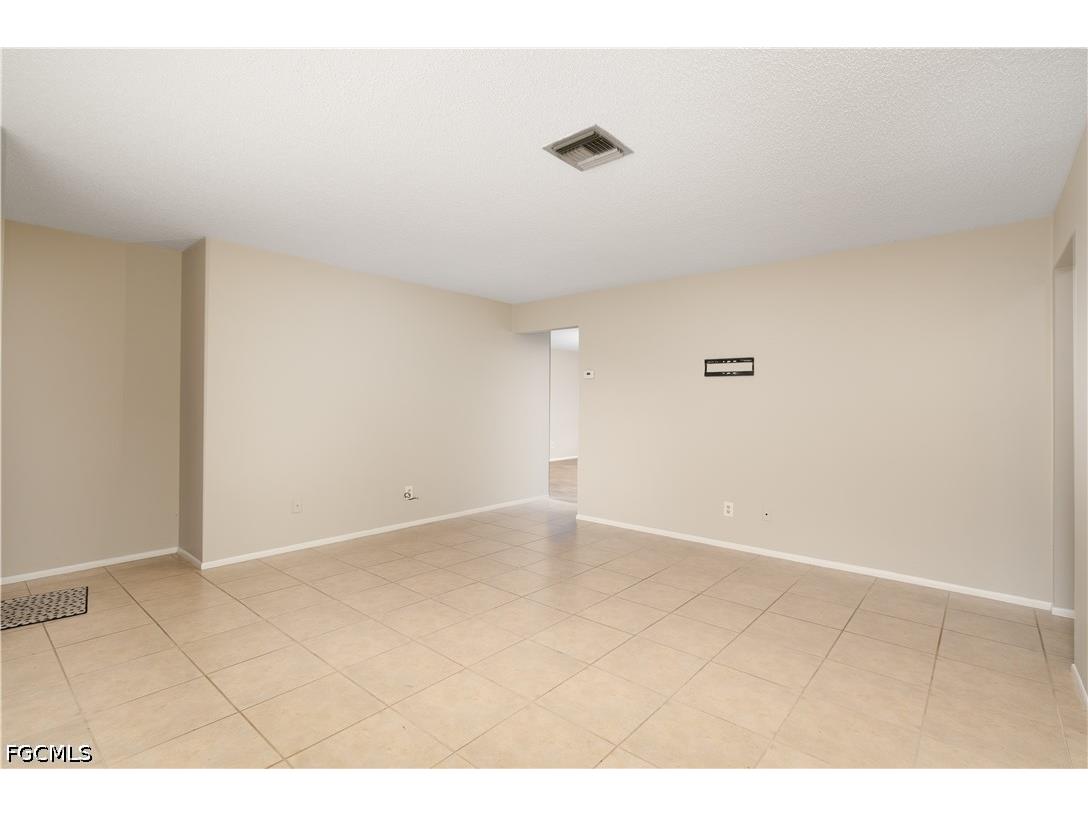 1318 SE 14th Street Cape Coral FL 33990 2026014314 image13
