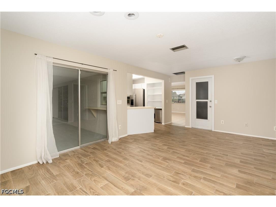 1318 SE 14th Street Cape Coral FL 33990 2026014314 image8