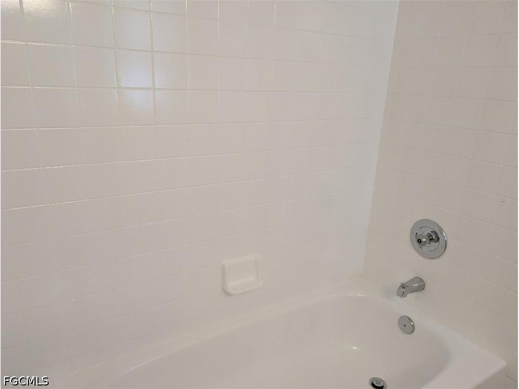 1318 SE 40th Terrace #2 Cape Coral FL 33904 2026018371 image10