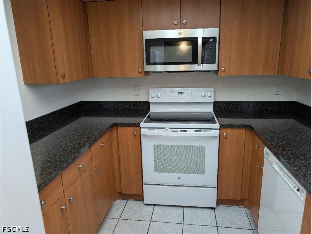 1318 SE 40th Terrace #2 Cape Coral FL 33904 2026018371 image7