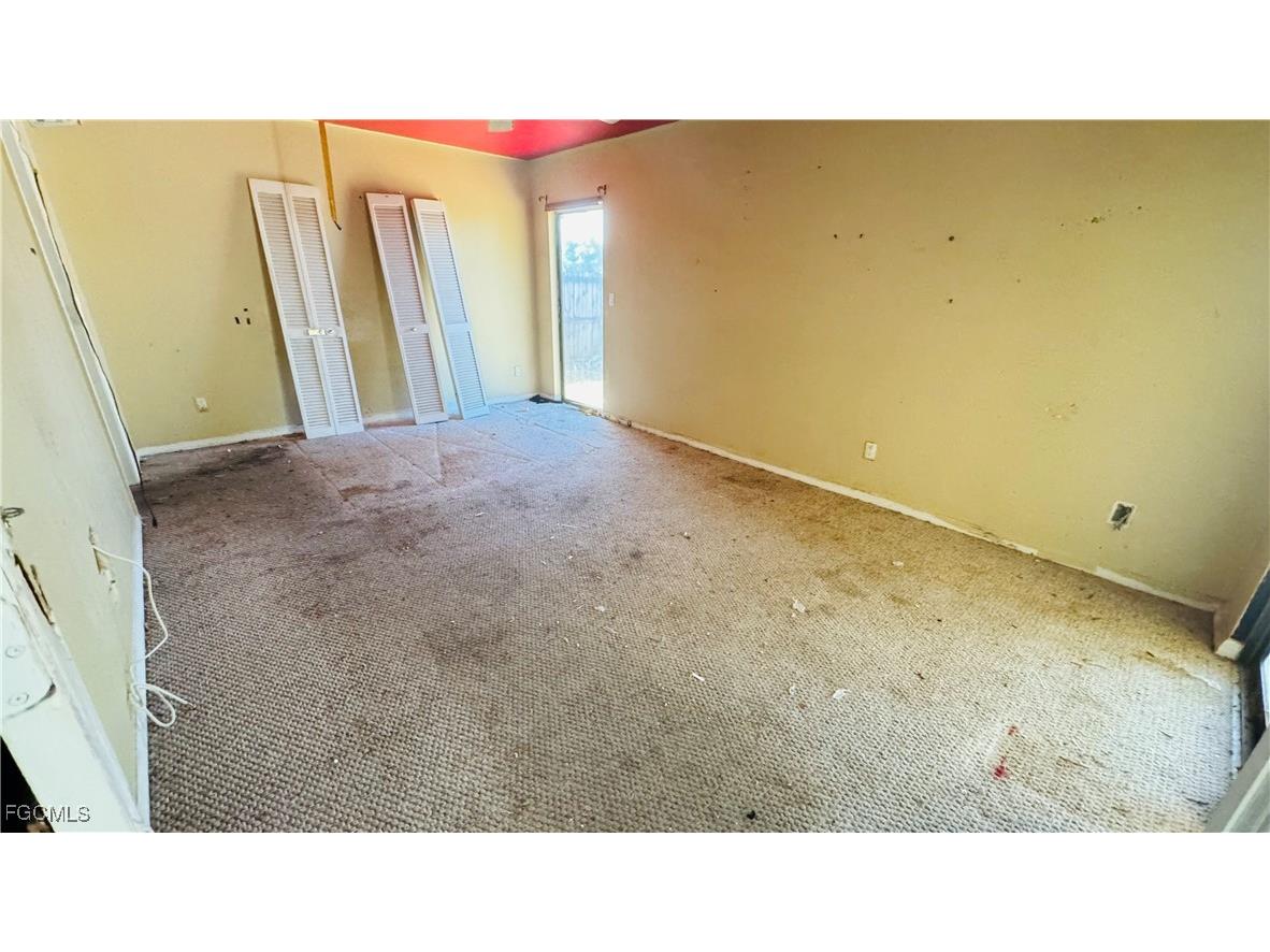 1318 SW 2nd Avenue Cape Coral FL 33991 2025016157 image13