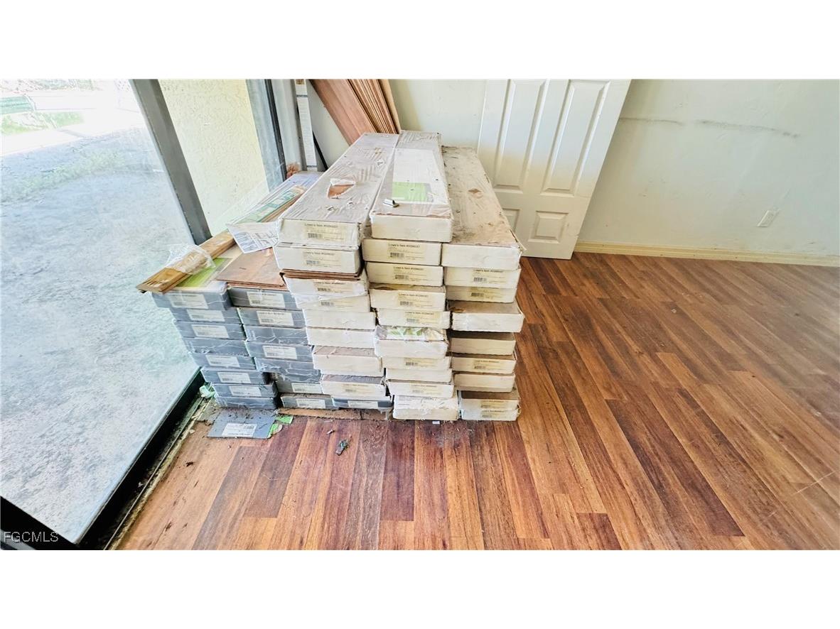 1318 SW 2nd Avenue Cape Coral FL 33991 2025016157 image14