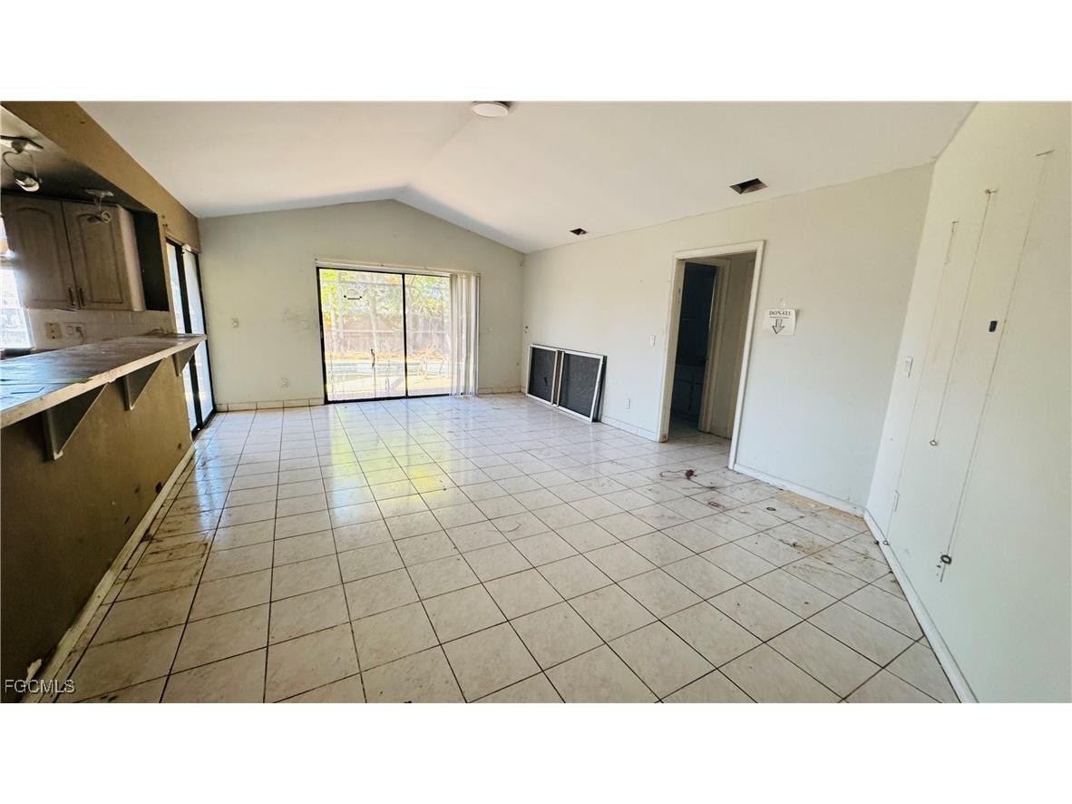 1318 SW 2nd Avenue Cape Coral FL 33991 2025016157 image16