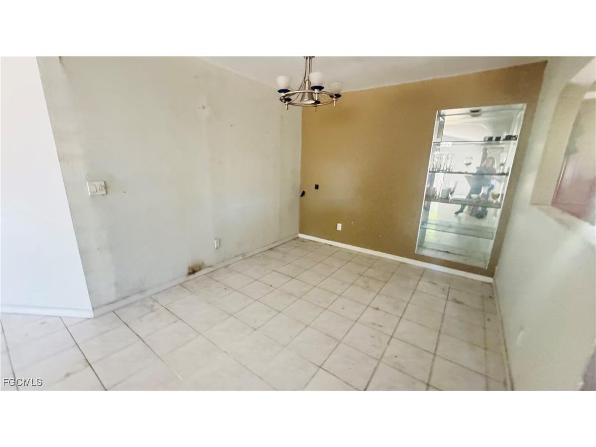 1318 SW 2nd Avenue Cape Coral FL 33991 2025016157 image17