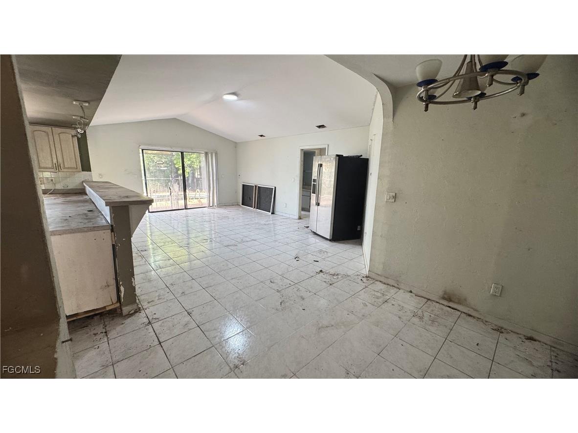 1318 SW 2nd Avenue Cape Coral FL 33991 2025016157 image6