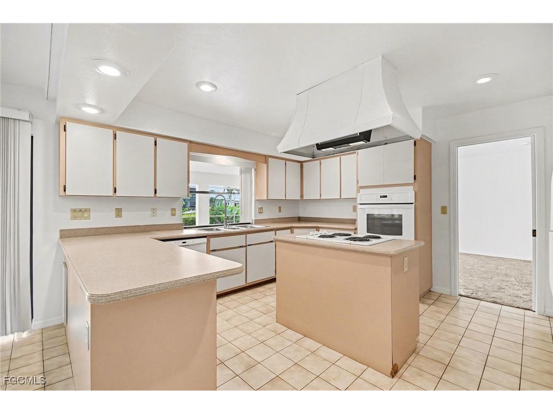 1318 San Mateo Drive Punta Gorda FL 33950 2026003213 image12