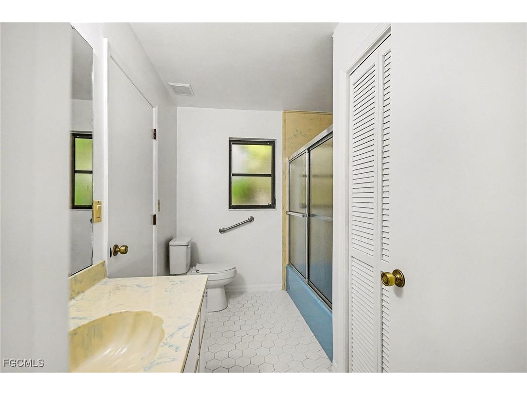 1318 San Mateo Drive Punta Gorda FL 33950 2026003213 image16