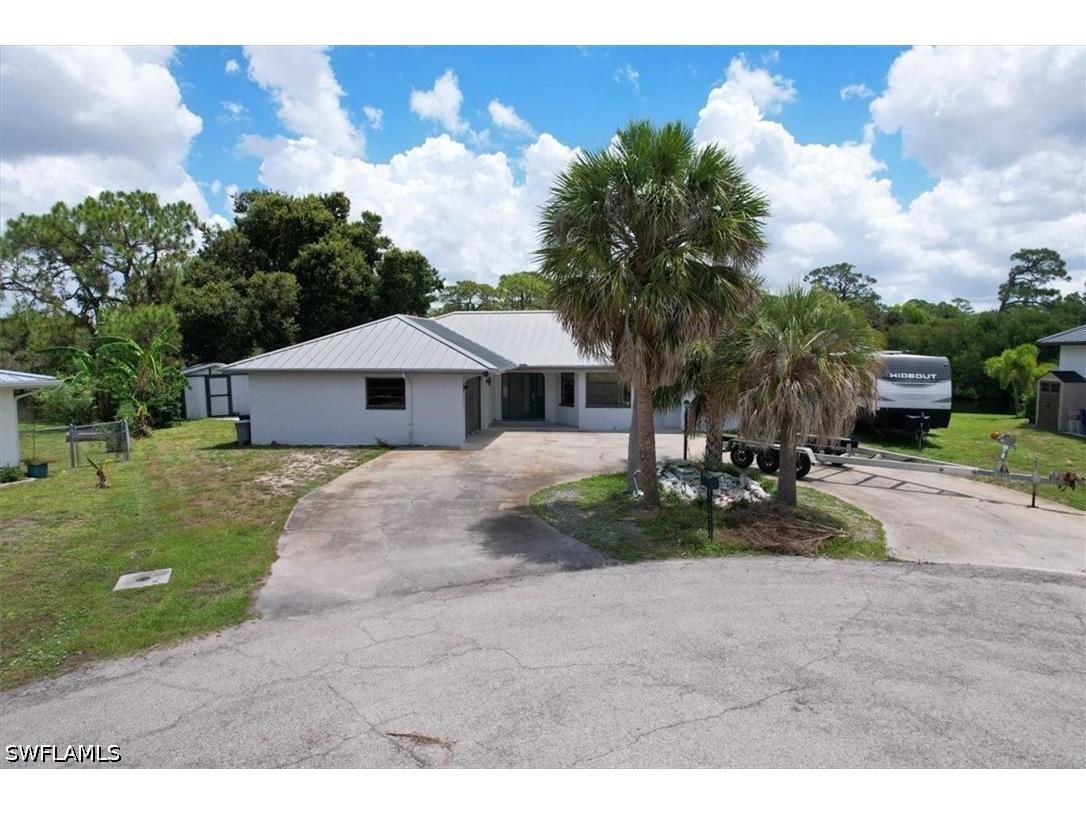 1318 Thompson Street North Fort Myers FL 33903 226019747 image2