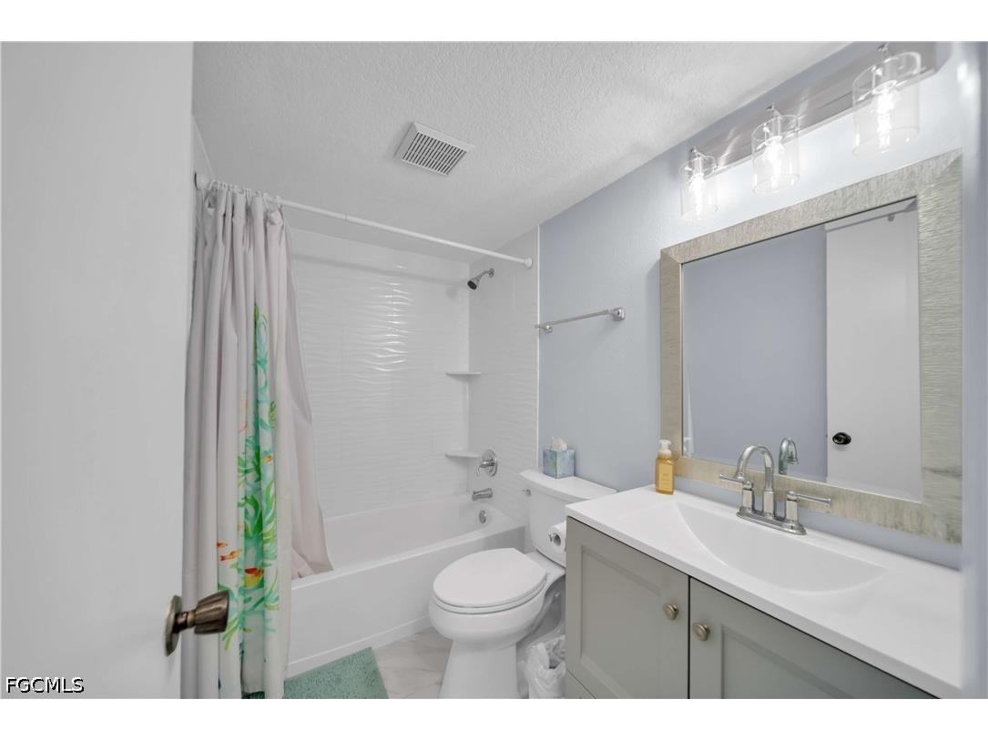 1318 Wesley Drive #124B Punta Gorda FL 33950 2026017196 image17