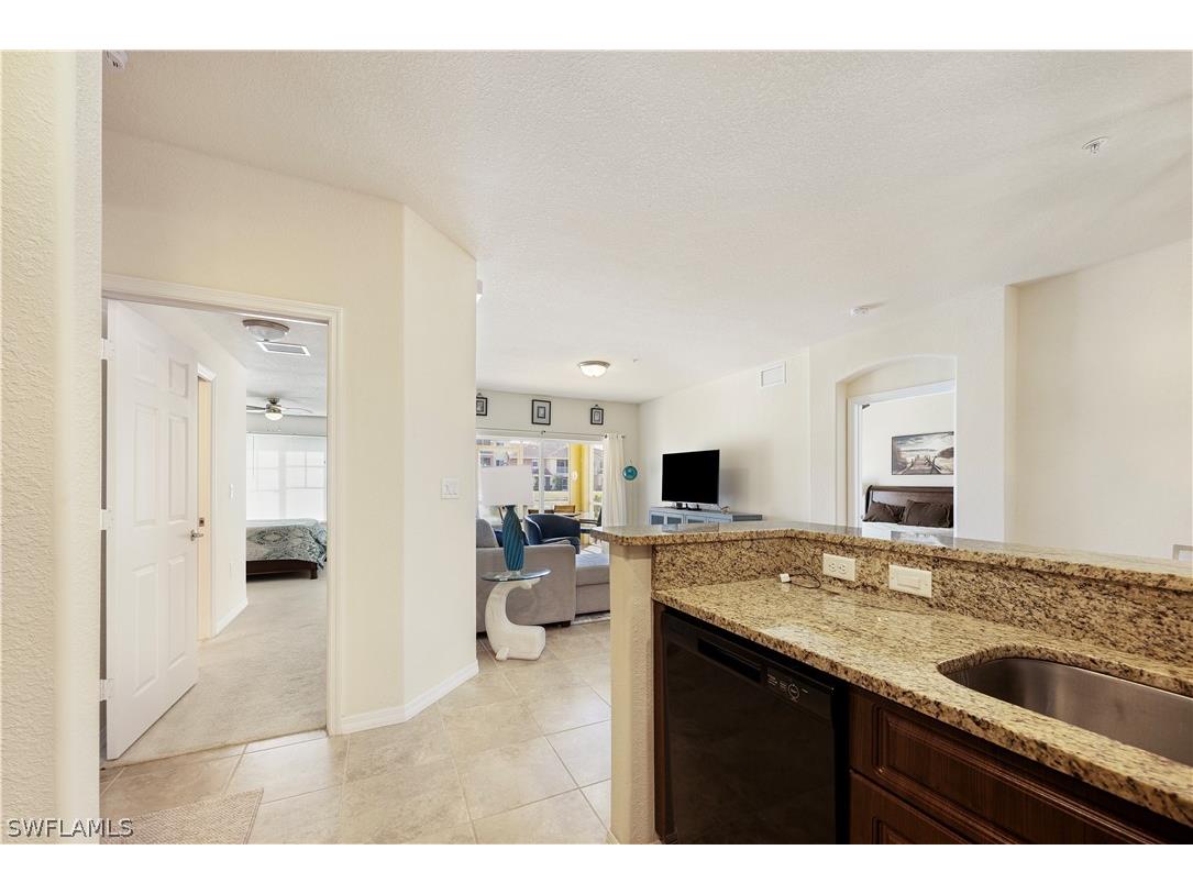 13180 Bella Casa Circle #166 Fort Myers FL 33966 226006435 image7
