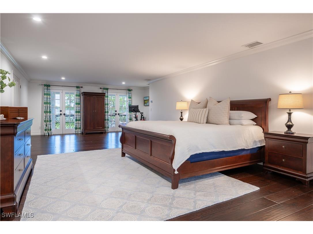 13189 Valewood Drive Naples FL 34119 225026257 image24