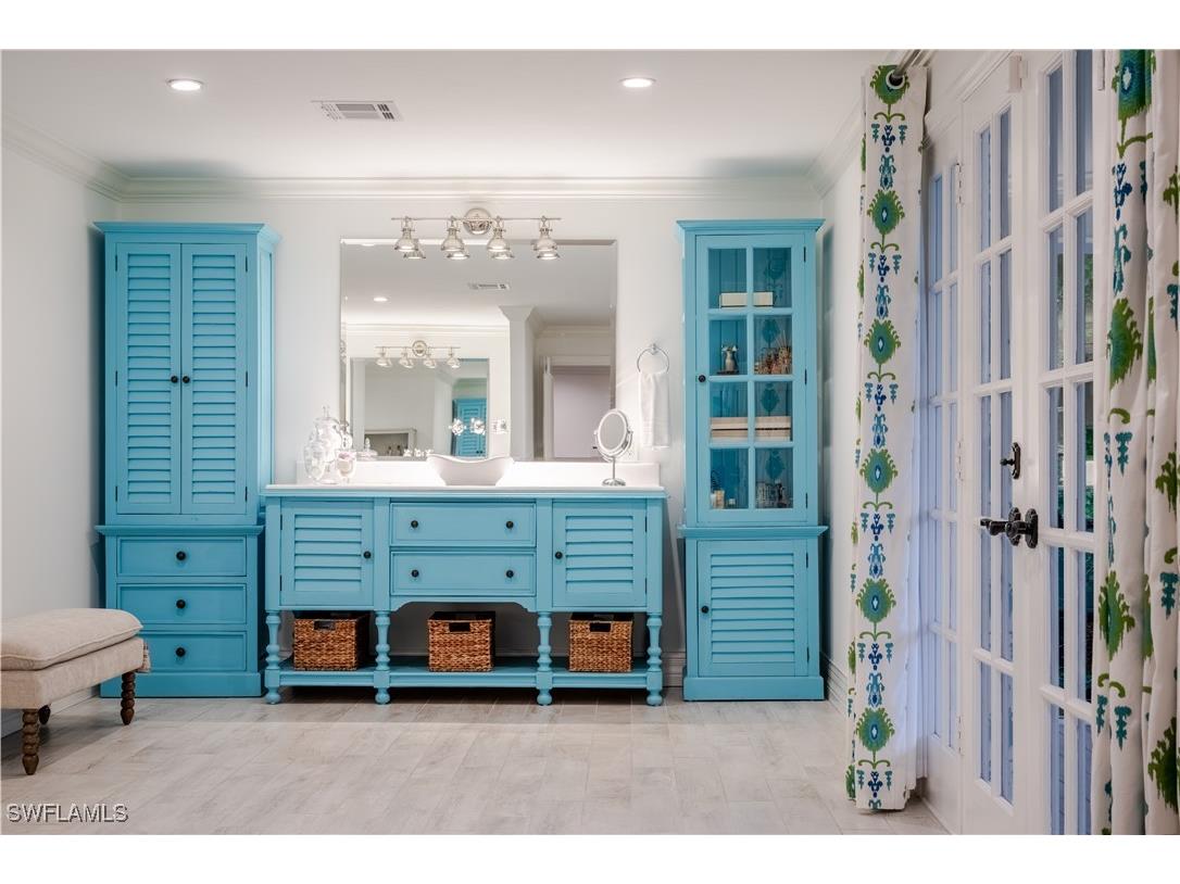 13189 Valewood Drive Naples FL 34119 225026257 image26