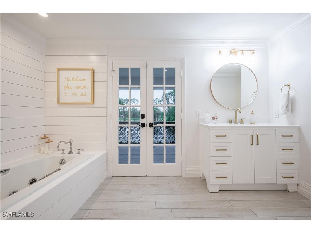 13189 Valewood Drive Naples FL 34119 225026257 image29