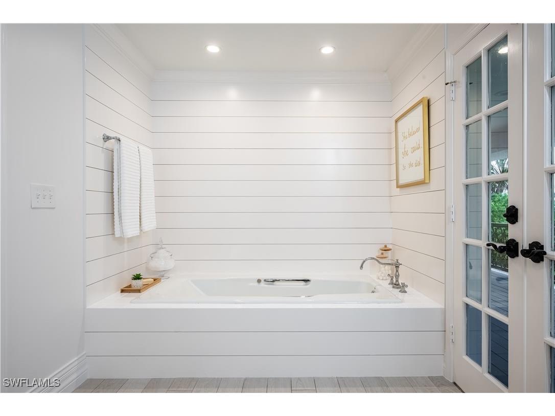 13189 Valewood Drive Naples FL 34119 225026257 image30