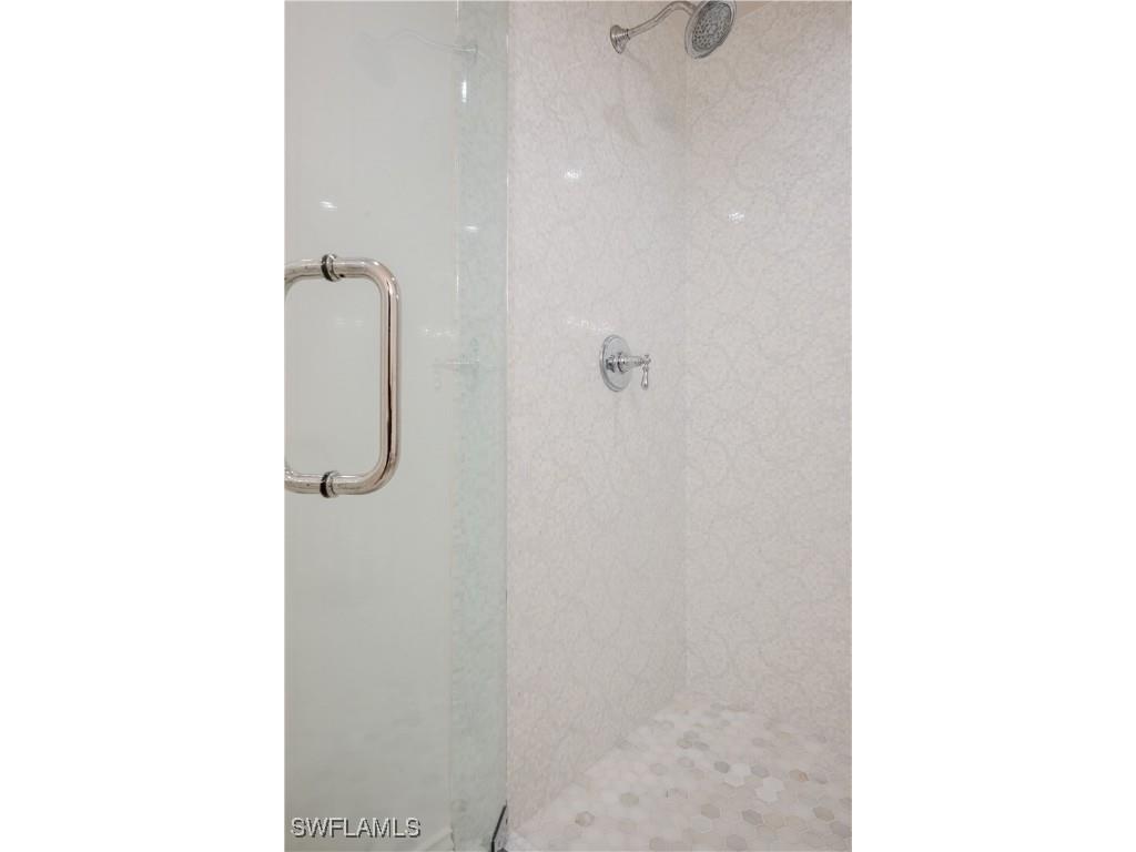 13189 Valewood Drive Naples FL 34119 225026257 image37