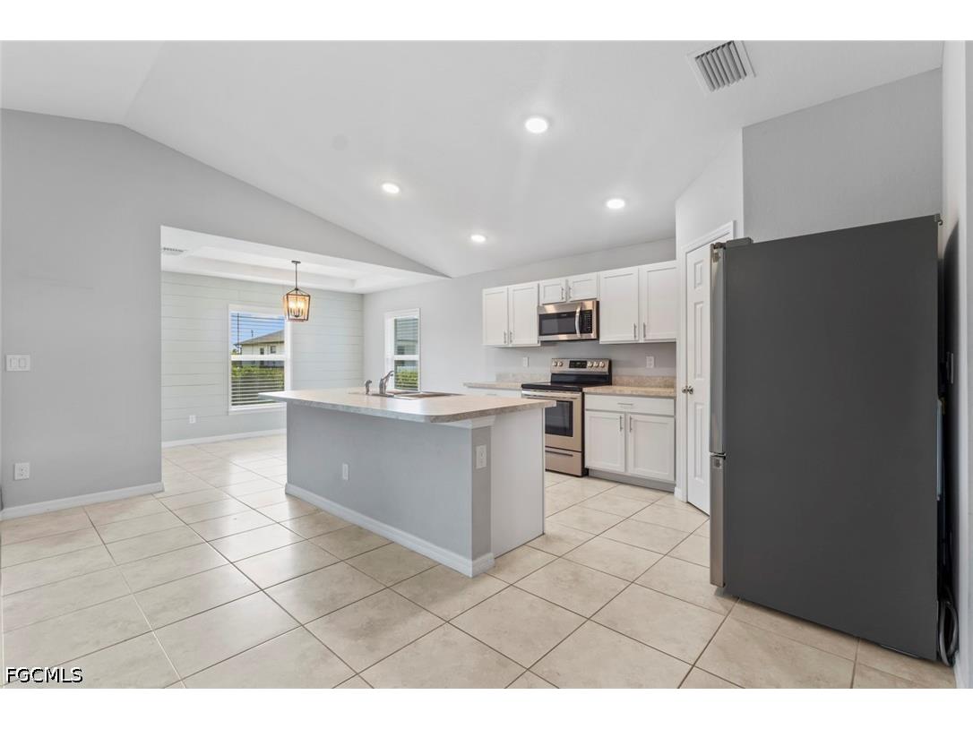 1319 NW 14th Place Cape Coral FL 33993 2026017405 image4