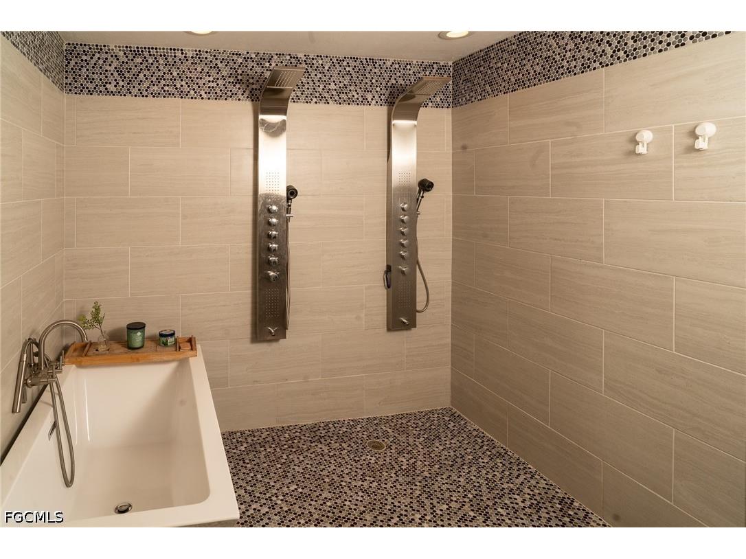 1319 NW 15th Place Cape Coral FL 33993 2026024563 image10