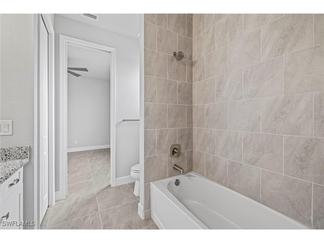 1319 NW 40th Place Cape Coral FL 33993 225030501 image26