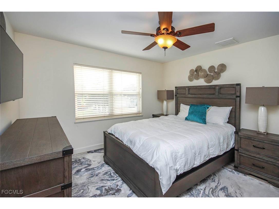 1319 Par View Drive Sanibel FL 33957 2025026215 image20