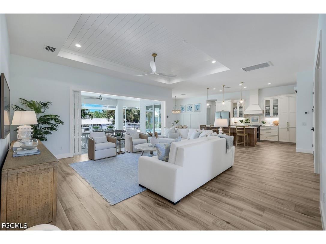 1319 SE 38th Street Cape Coral FL 33904 2026027648 image6