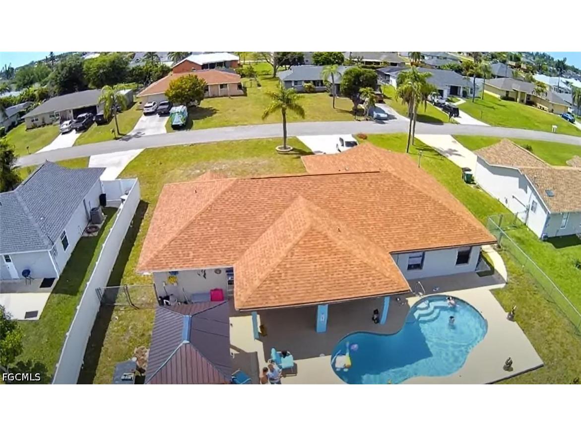 1319 SW 10th Place Cape Coral FL 33991 2026019761 image1