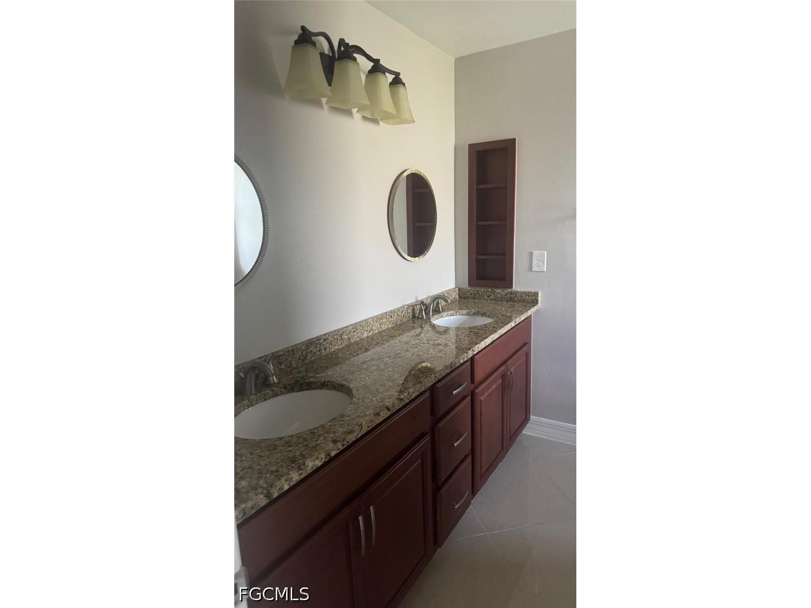 1319 SW 10th Place Cape Coral FL 33991 2026019761 image24