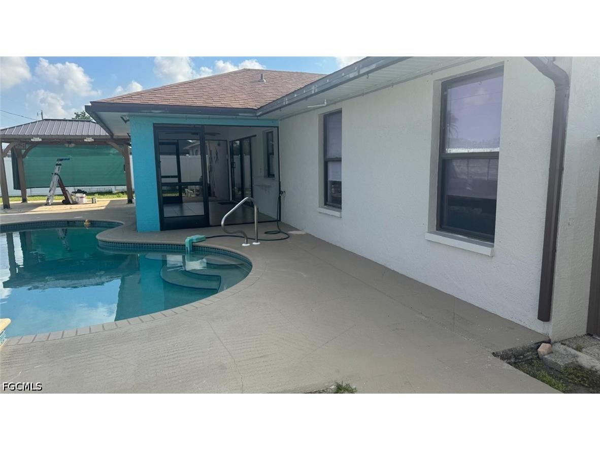 1319 SW 10th Place Cape Coral FL 33991 2026019761 image4