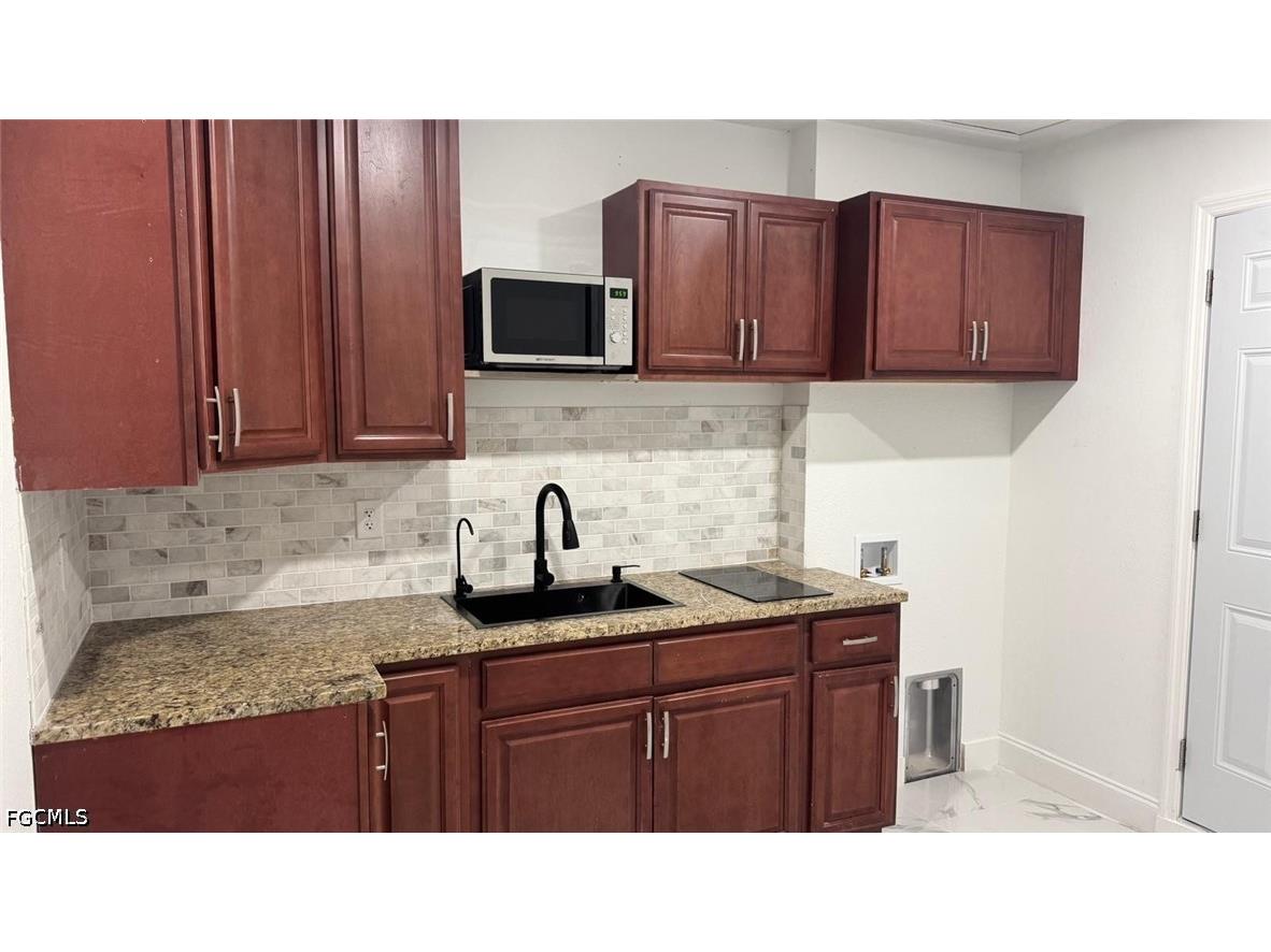 1319 SW 10th Place Cape Coral FL 33991 2026019761 image8