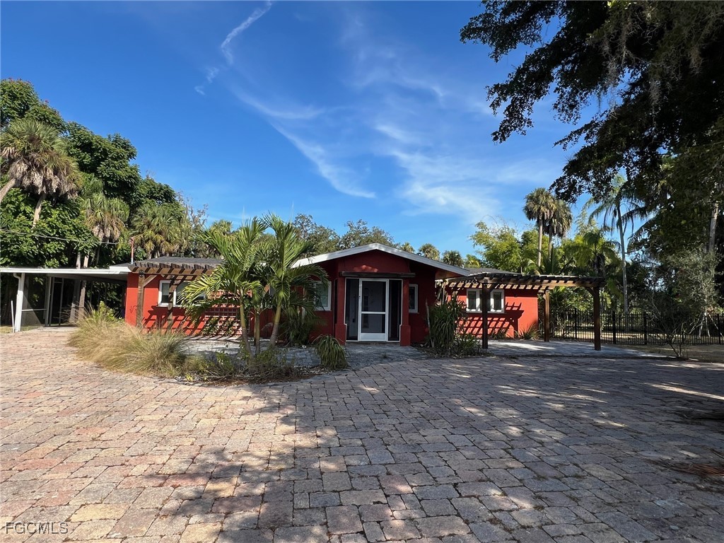 13191 Idylwild Farm Road Fort Myers FL 33905 2025024520 image1