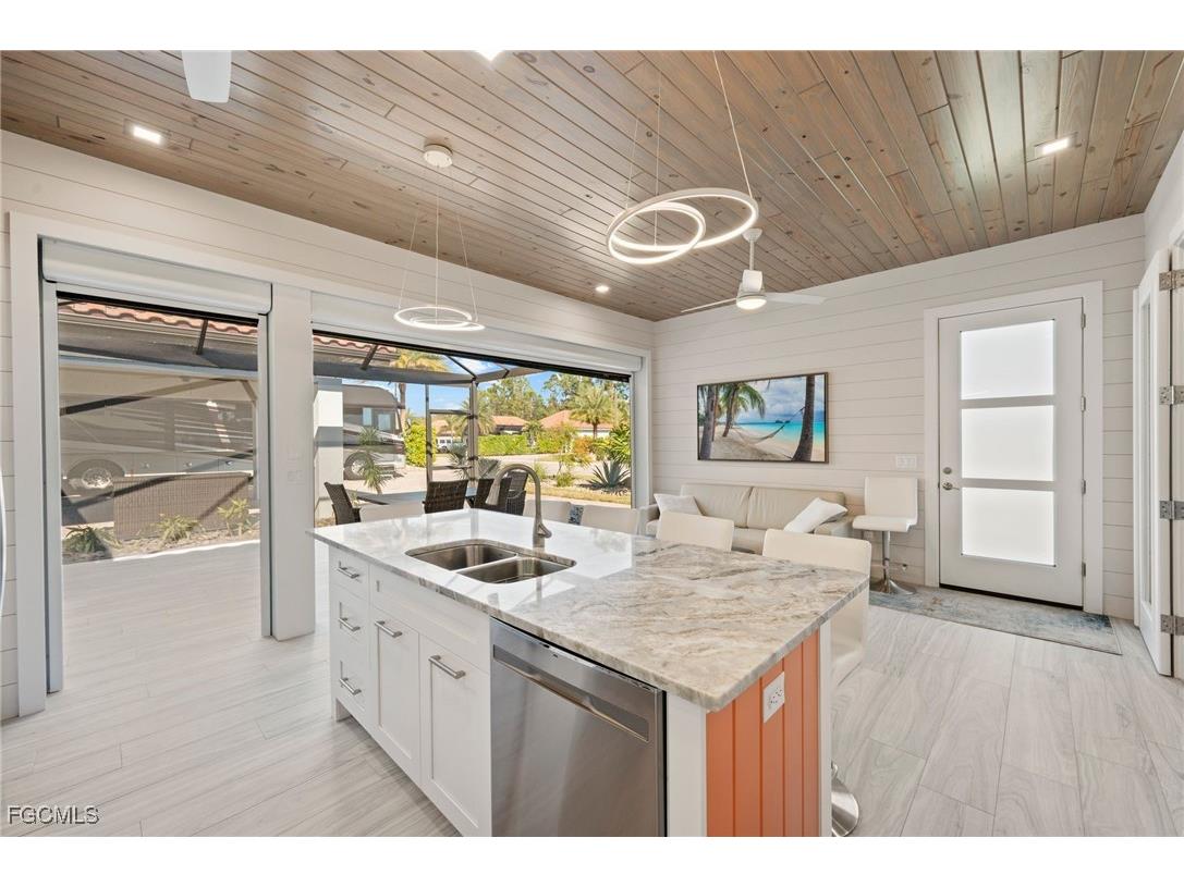 13196 Golden Palms Circle Fort Myers FL 33913 2025019540 image16