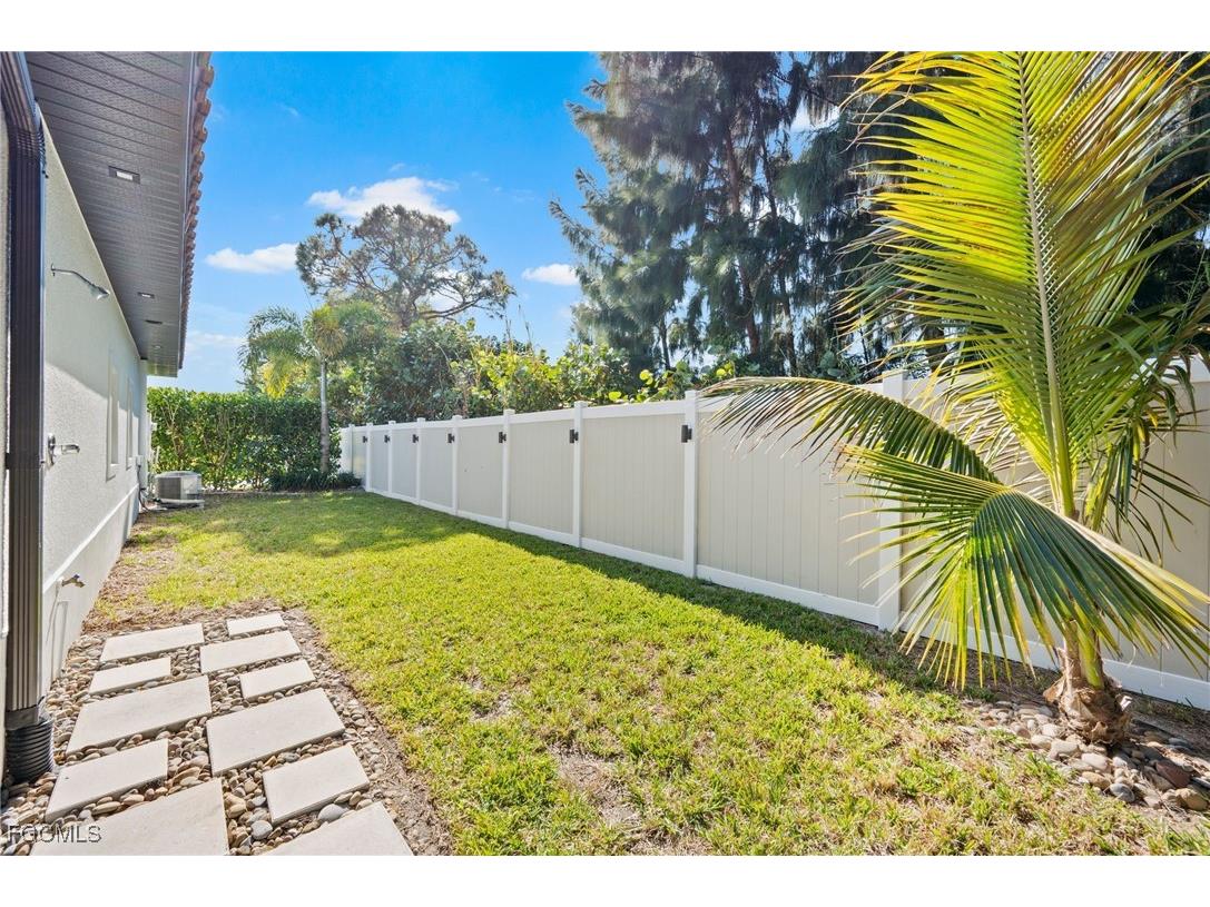 13196 Golden Palms Circle Fort Myers FL 33913 2025019540 image21