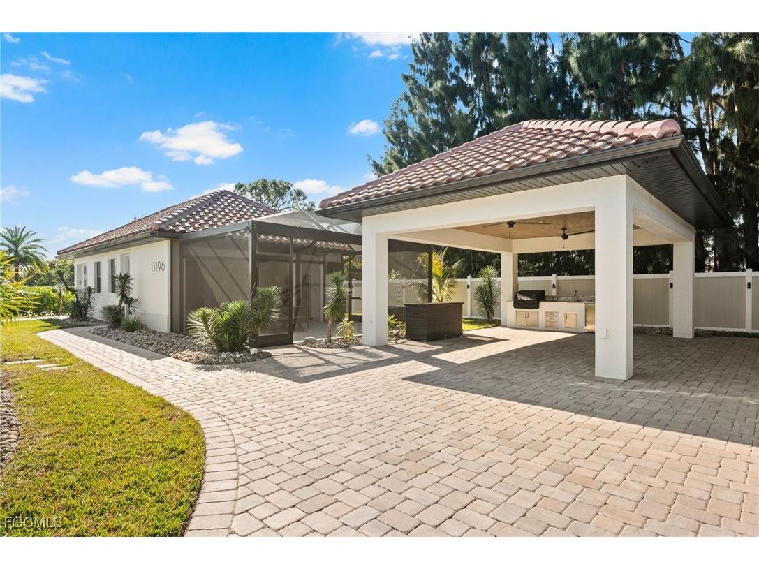 13196 Golden Palms Circle Fort Myers FL 33913 2025019540 image7