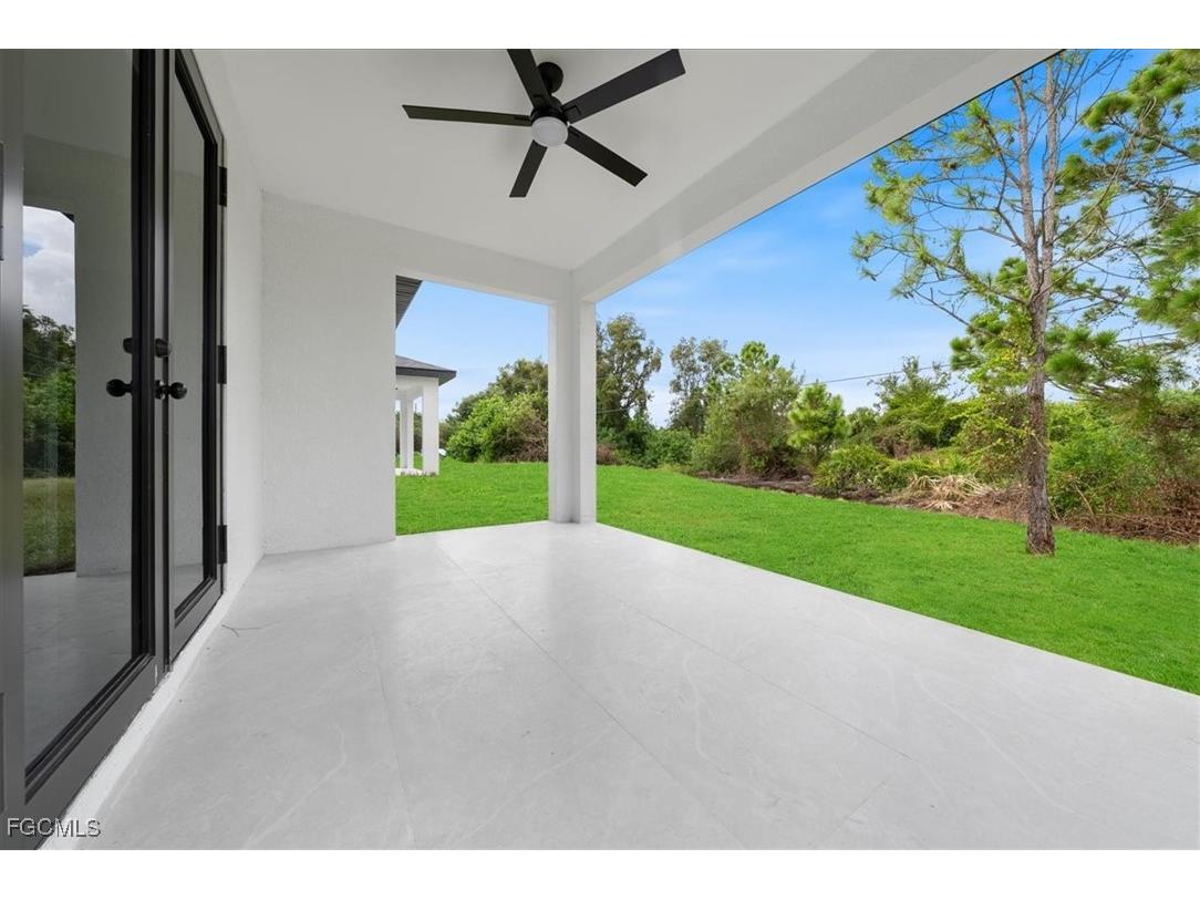 132-134 Harold Avenue S Lehigh Acres FL 33973 2025022935 image12