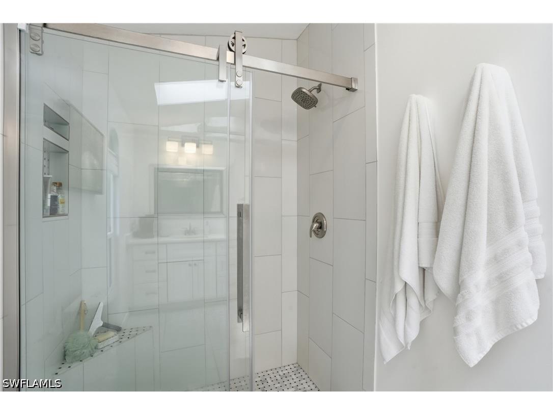 132 Bordeaux Circle Naples FL 34112 226022948 image10