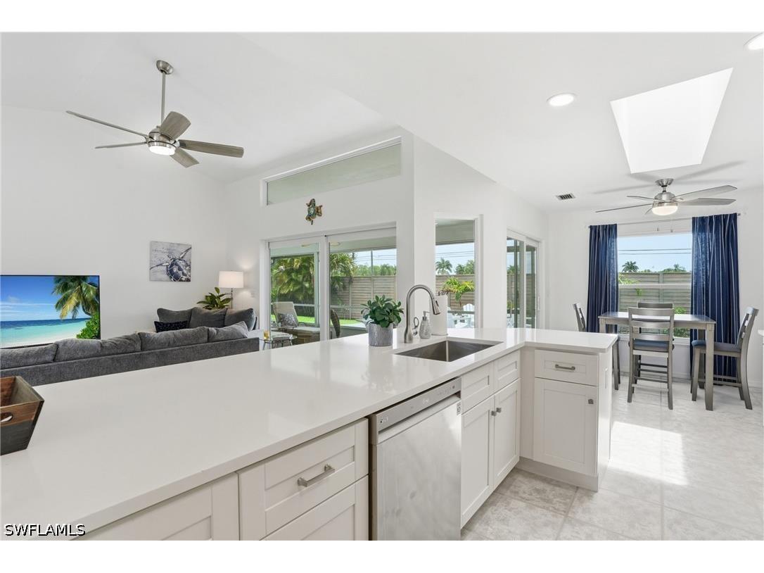132 Bordeaux Circle Naples FL 34112 226022948 image21