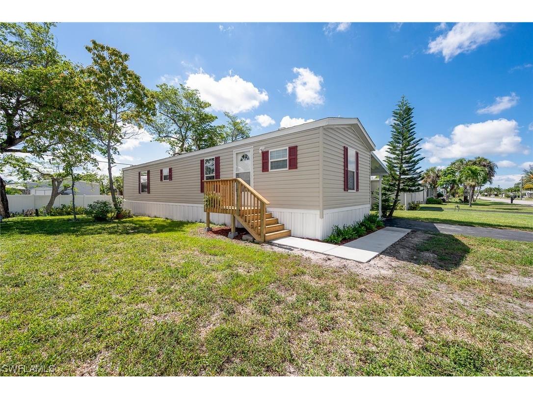 132 Cape Sable Drive Naples FL 34104 223036447 image1