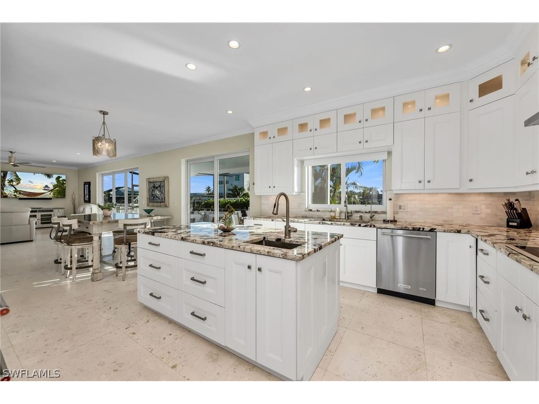 132 E Hilo Street Naples FL 34113 226005973 image14