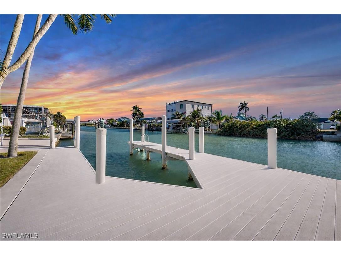132 E Hilo Street Naples FL 34113 226005973 image4